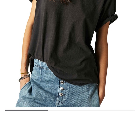 Free People Tops - Free People Black Short Sleeve Tee